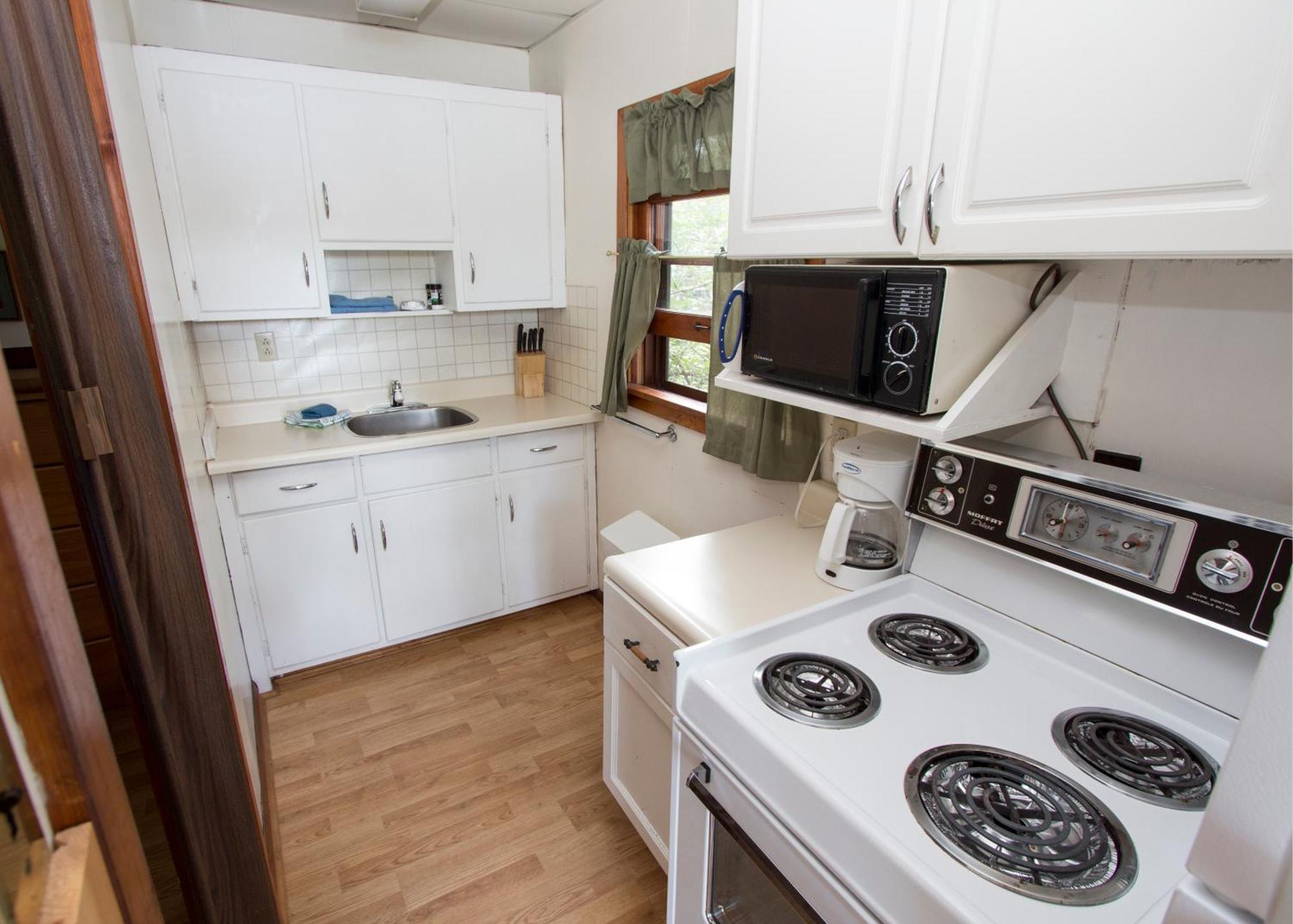The Pines Cottage Resort Oxtongue Lake Bagian luar foto